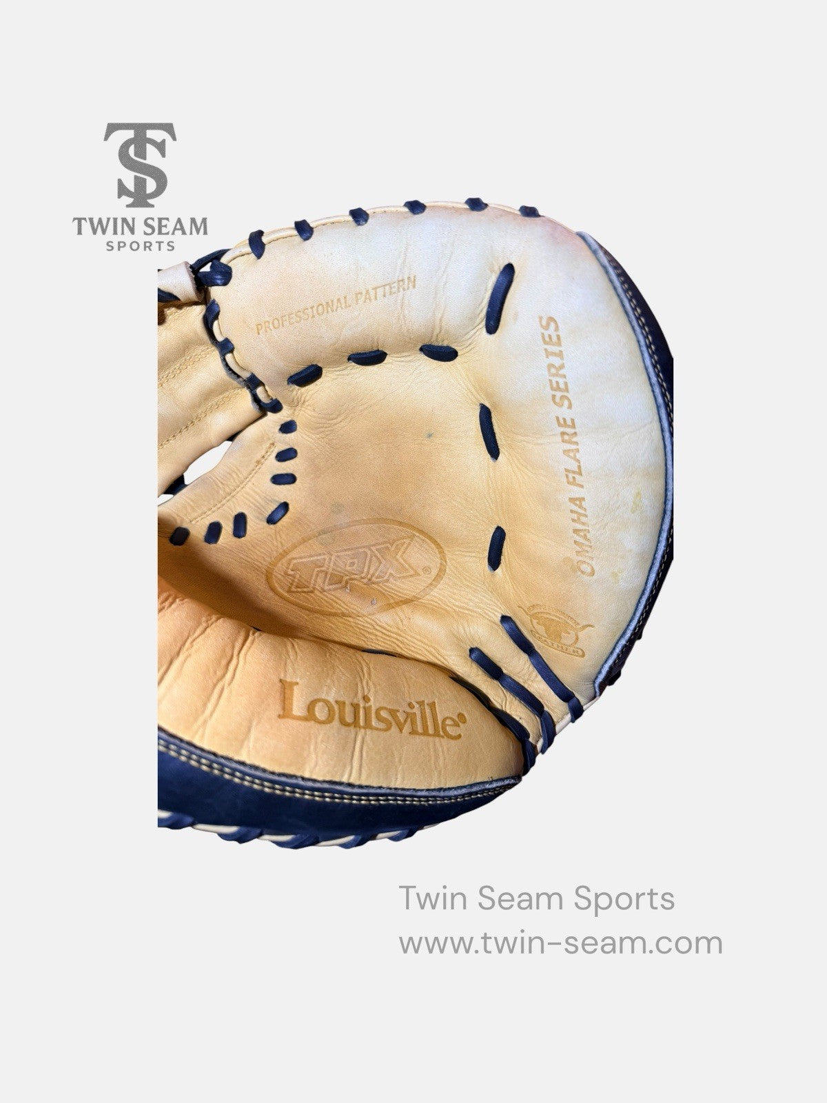 Louisville Slugger TPX Omaha Flare OFLCM Catcher’s Mitt RHT Tan Black Game Ready