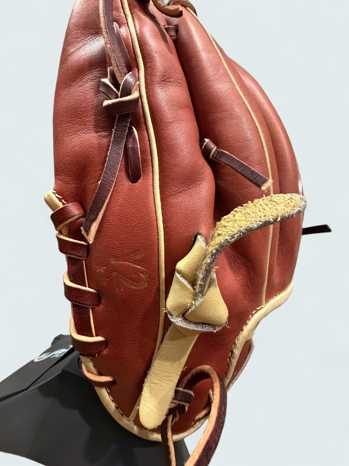 Yardley Y2 Maven Steer 11.5” I-Web Infield Glove – RHT